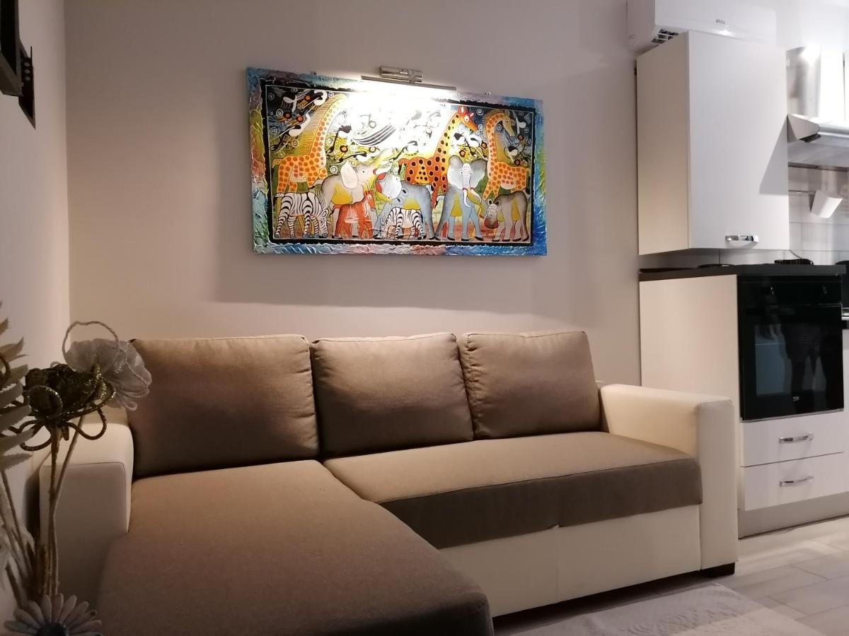 Al Bajah Loft Monovano Con Requisiti Hotel Taormina Exterior foto